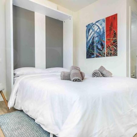 Authentic Minimalistic Studio Near La Union By Rems มาลากา ภายนอก รูปภาพ