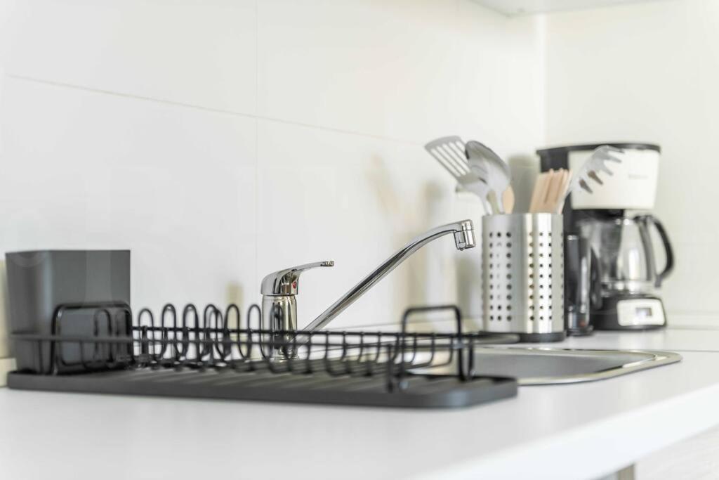 Authentic Minimalistic Studio Near La Union By Rems มาลากา ภายนอก รูปภาพ